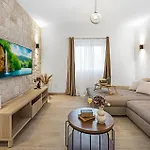 Cozy In Ferienhaus Mirlovic Zagora