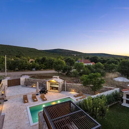 Cozy In בית נופש