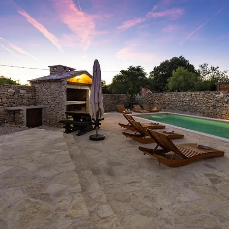 Cozy In בית נופש