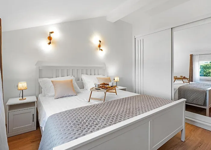 Cozy In Mirlovic Zagora